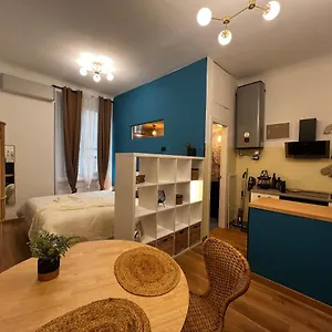 Regina Ai Navigli - Sky Tv, Wifi And Breakfast Box Appartement Milan